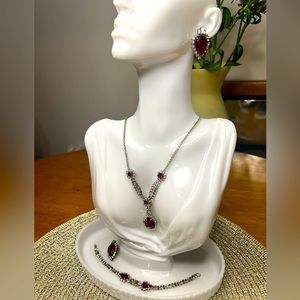 Brand New✨Vintage Strawberry Jewelry Set ♥️